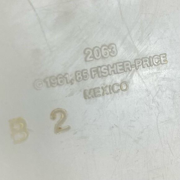 Vintage Fisher Price Chatterbox Telephone from 1961 - Picture 5 of 8